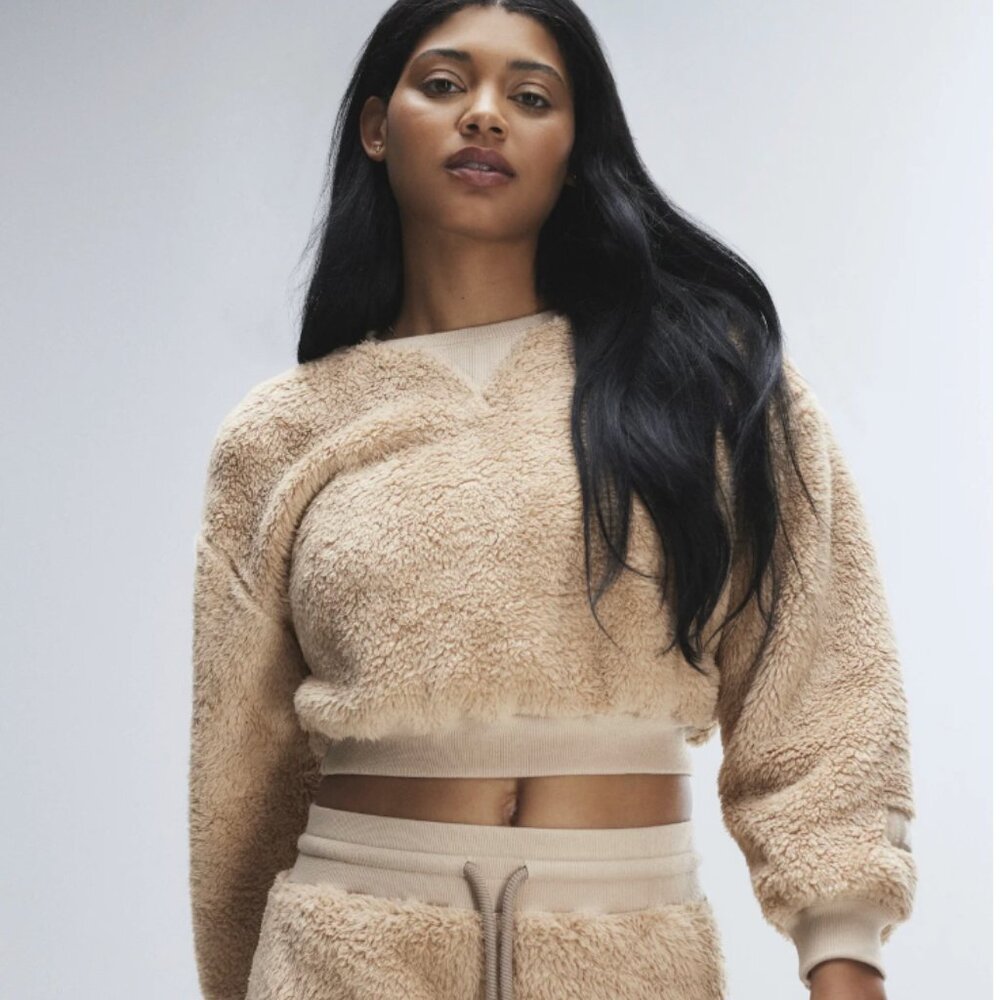 Savage X Fenty Undercover Softie Plush Teddy Cropped Sweatshirt, Doe Eyed Beige - Picture 2 of 8